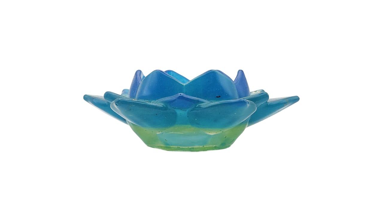 Lotus candle holder